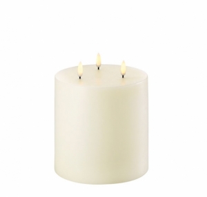 Uyuni Flameless Wax Candle with 3 Wicks Ivory